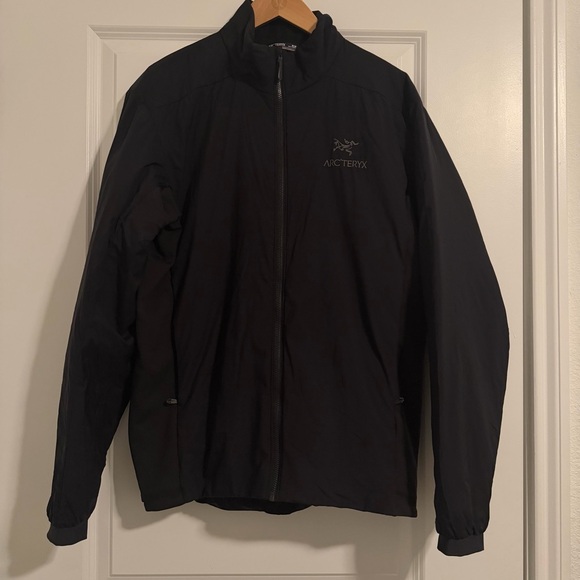 Arc'teryx Men's Black Performance Jacket - Picture 2 of 9